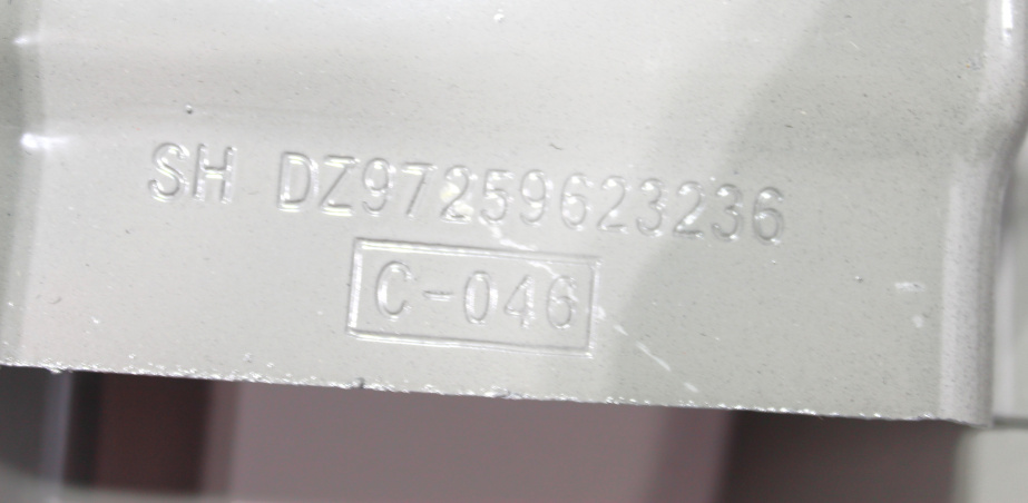 Бампер (Металл, центральная часть бампера) SHAANXI, X3000 для грузовиков *