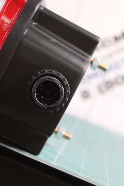 Фонарь (RR, 4 болта) SITRAK, T5G. для грузовиков *