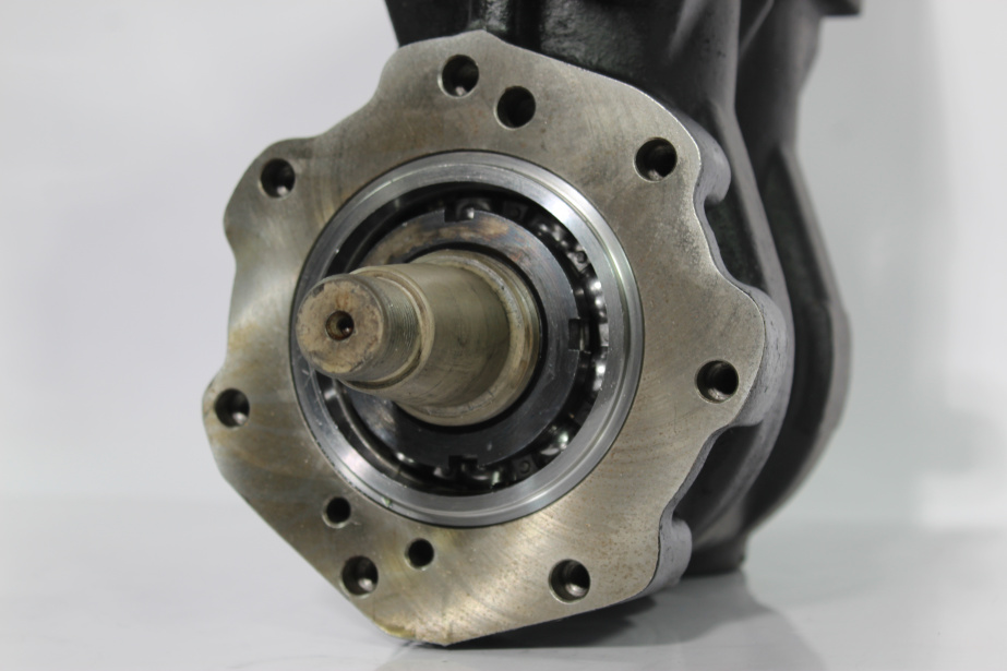 Компрессор двухцилиндровый HOWO, Евро-3 для грузовиков *