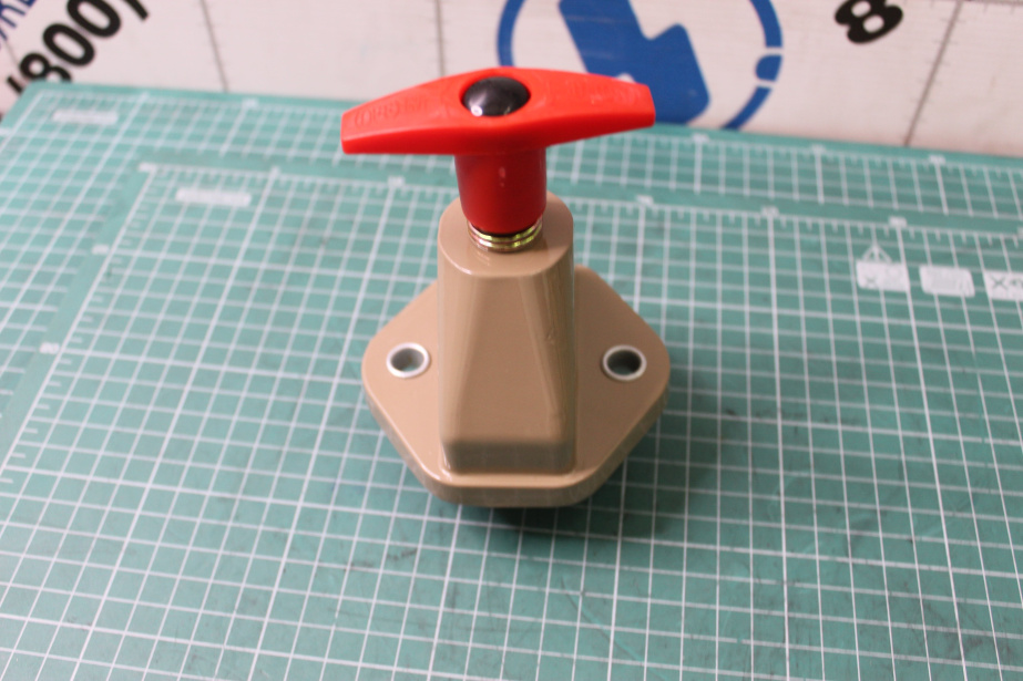 Выключатель массы HOWO, A5, F2000 для грузовиков *