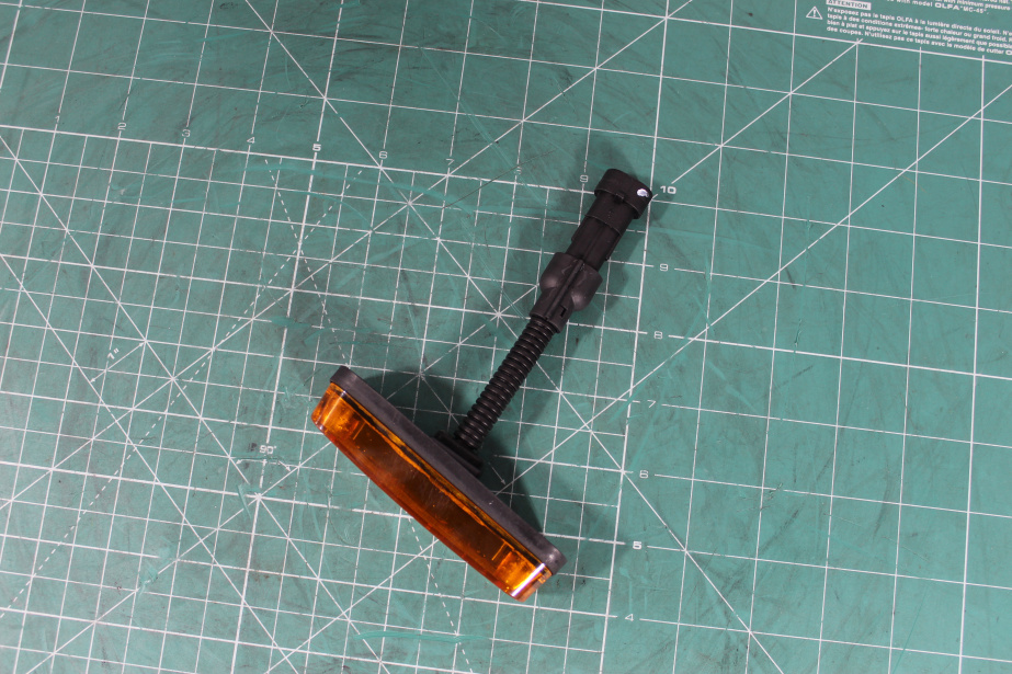 Фонарь габаритный солнцезащитного козырька (Желтый, Пластик) SHAANXI, X6000 для грузовиков *