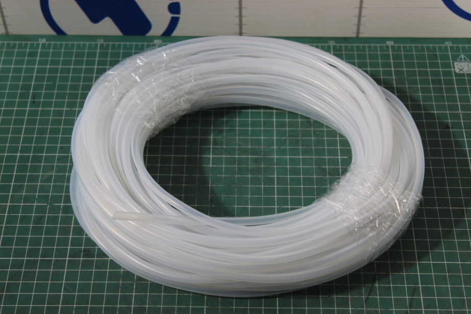 Трубка омывателя (Силикон, d=4, стенка 1мм) Technik для грузовиков *
