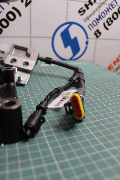 Гидроэлектромуфта (в сборе с кронштеином) SHAANXI, WP13 для грузовиков *