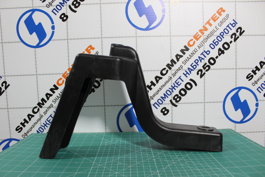 Кронштейн обтекателя кабины (L, средний,нижний) SHAANXI, X5000 для грузовиков *