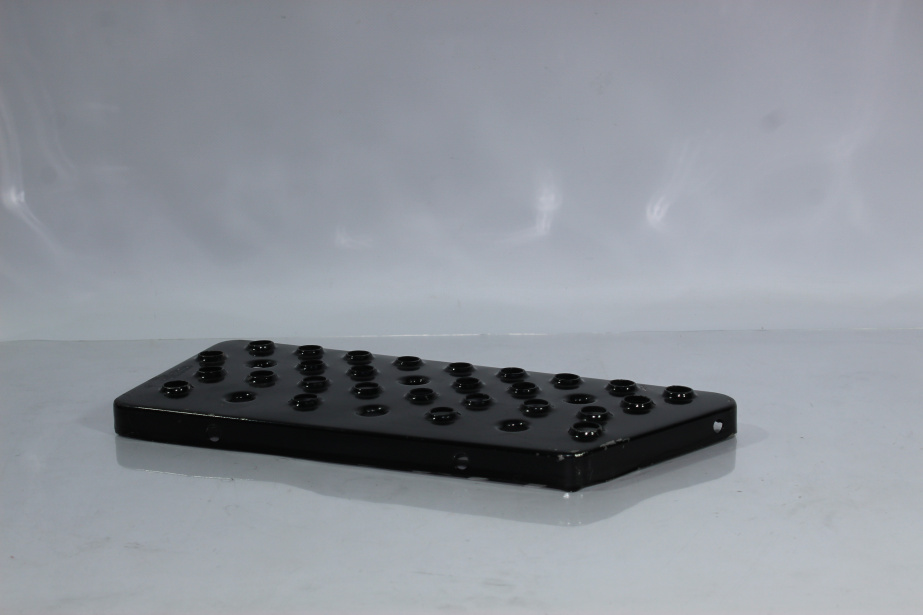 Подножка средняя (L, Металл) SHAANXI, F2000, F3000 для грузовиков *