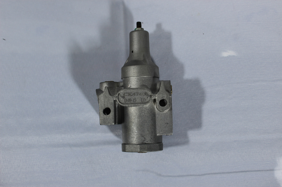 Регулятор давления воздуха FULLER, (A-4740) для грузовиков *