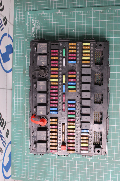 Блок предохранителей SHAANXI, X6000 для грузовиков *