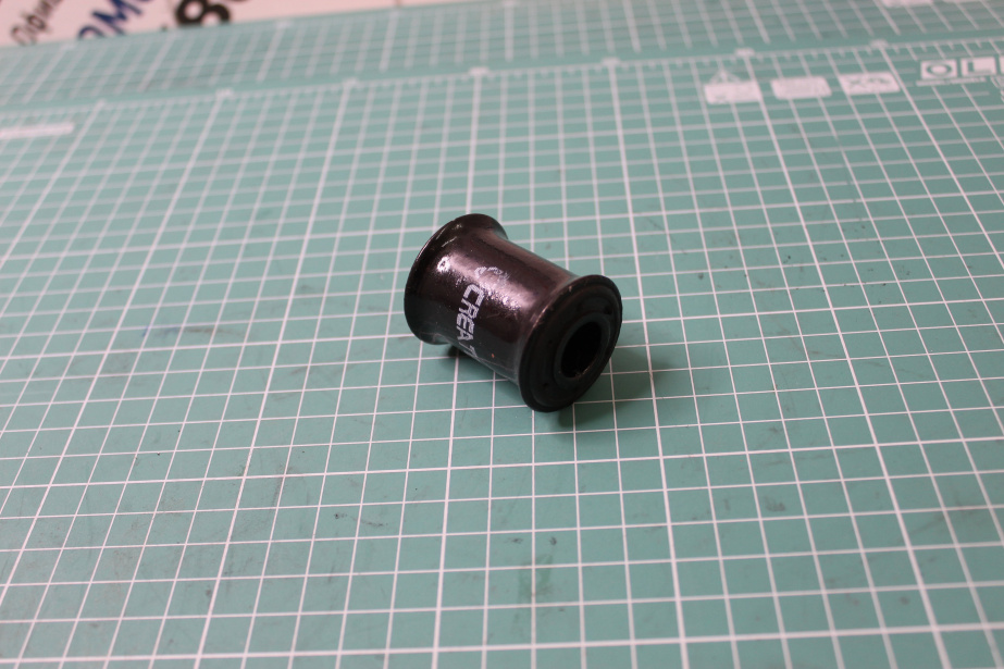 Втулка нижняя замка кабины CREATEK, (CK8342). для грузовиков *