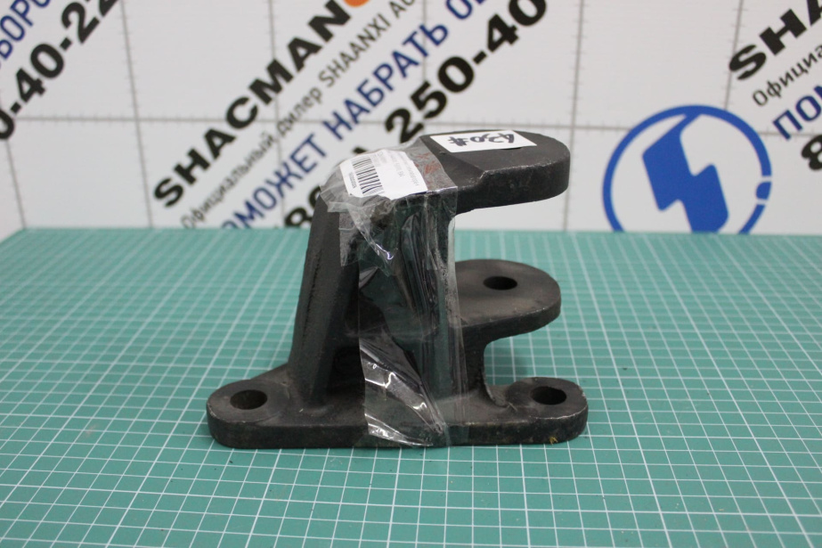 Кронштейн вилки стабилизатора к раме SHAANXI, F3000, 8X4, (SZ965000000) для грузовиков *