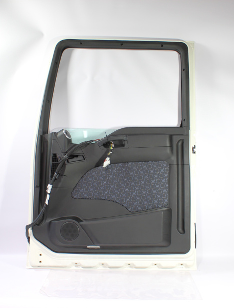 Дверь (R, Белый, в сборе) SITRAK, C7H для грузовиков *