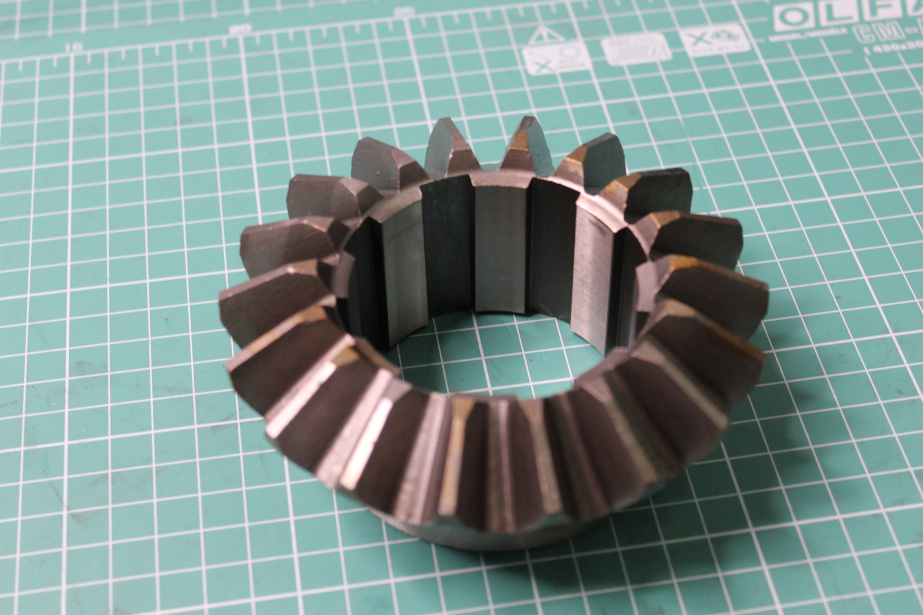 Шестерня МОД нижняя (Железо) HOWO для грузовиков *