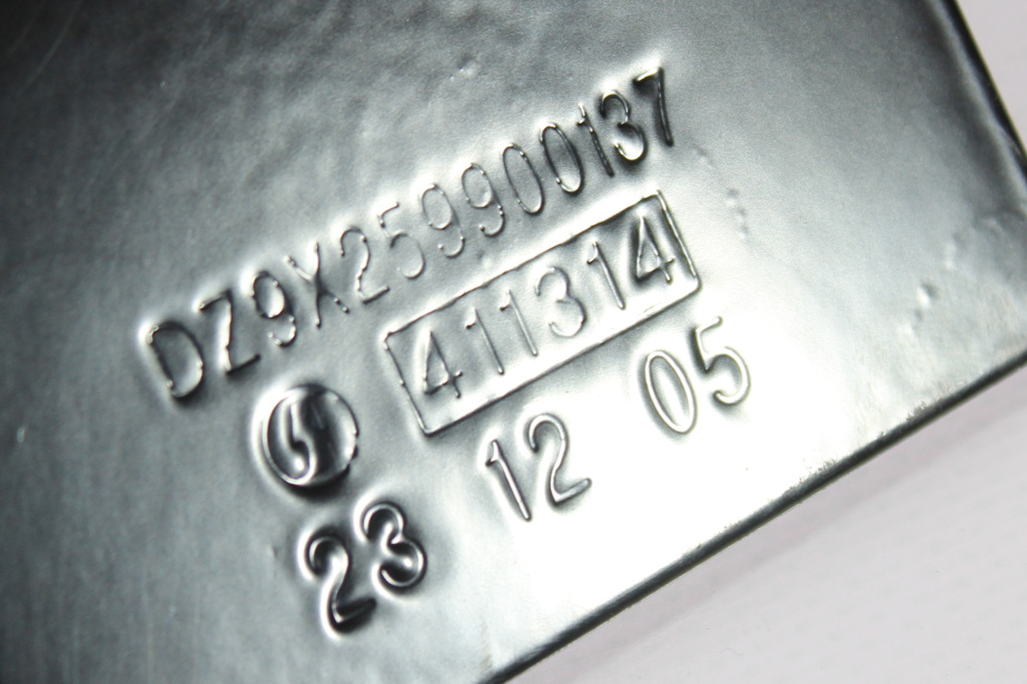 Кронштейн бокового ограждения SHAANXI, X6000 для грузовиков *