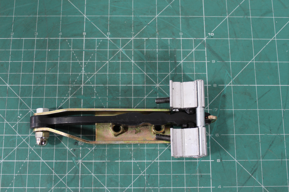 Ограничитель двери (L, Металл) SHAANXI, X3000 для грузовиков *