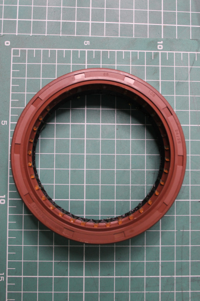 Сальник редуктора среднего моста D105, H26, (85*105*26) SHAANXI для грузовиков *