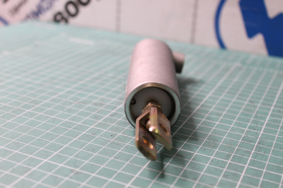 Цилиндр включения блокировки межколесной межосевой D12 (Металл) HOWO для грузовиков *