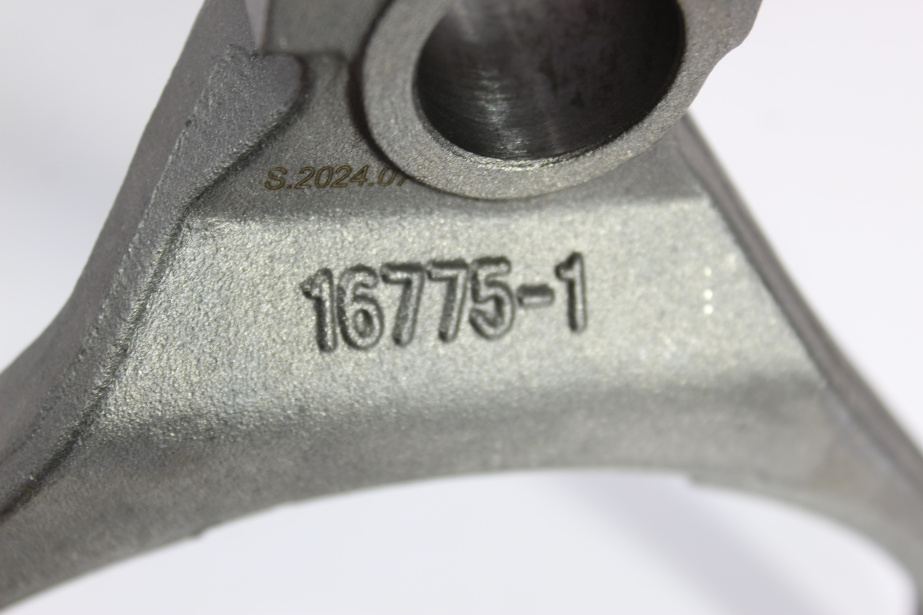 Вилка делителя FULLER для грузовиков *