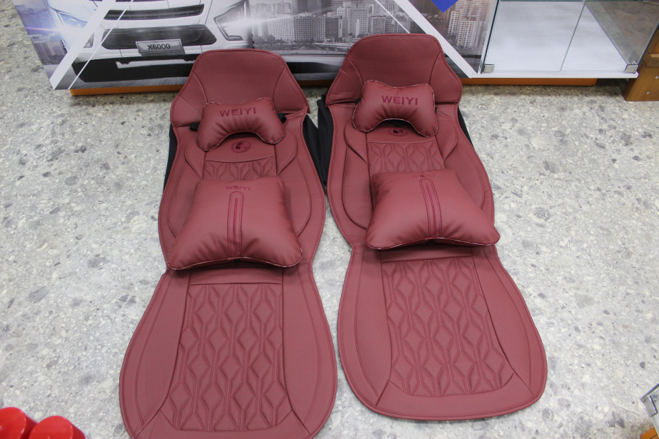Чехлы на сиденья (Красный, Экокожа, с подушкой) SHAANXI, X5000 для грузовиков *
