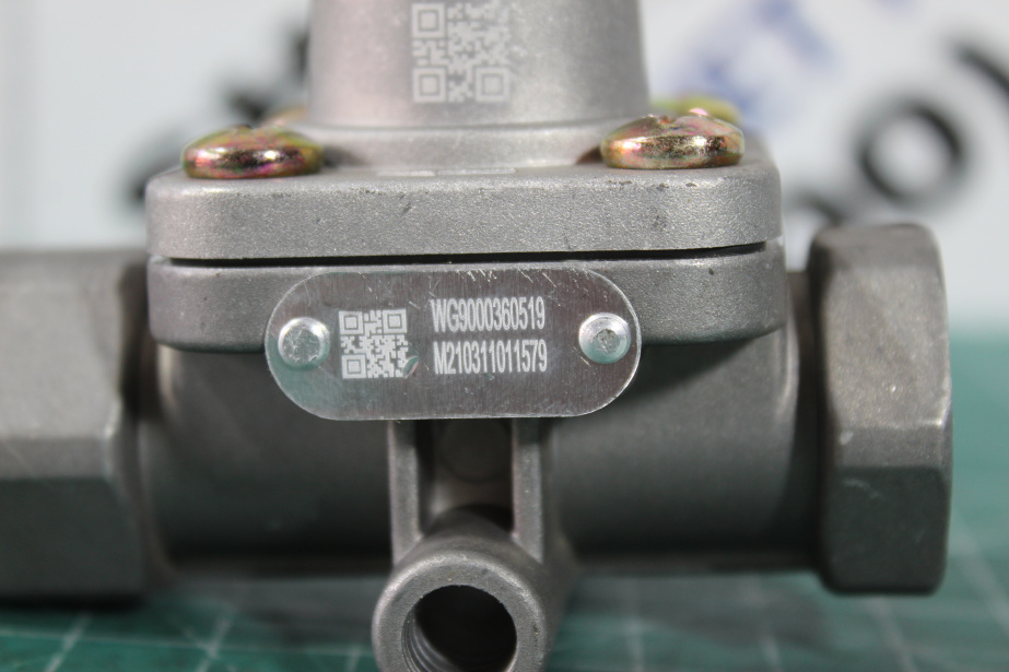 Клапан ограничения давления воздуха HOWO, A7, T5G для грузовиков *