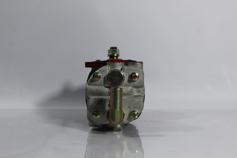 Компрессор одноцилиндровый SHAANXI, WP10 для грузовиков *