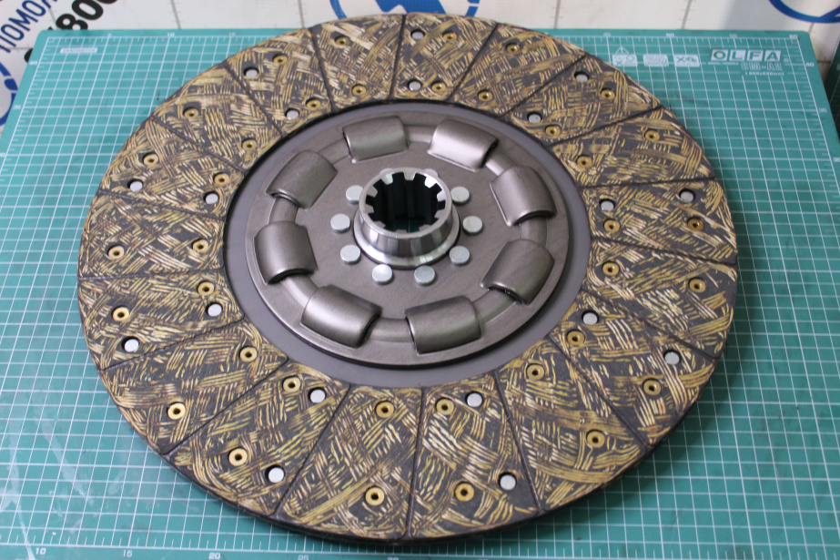 Диск сцепления 430*50.8 SACHS SHAANXI для грузовиков *