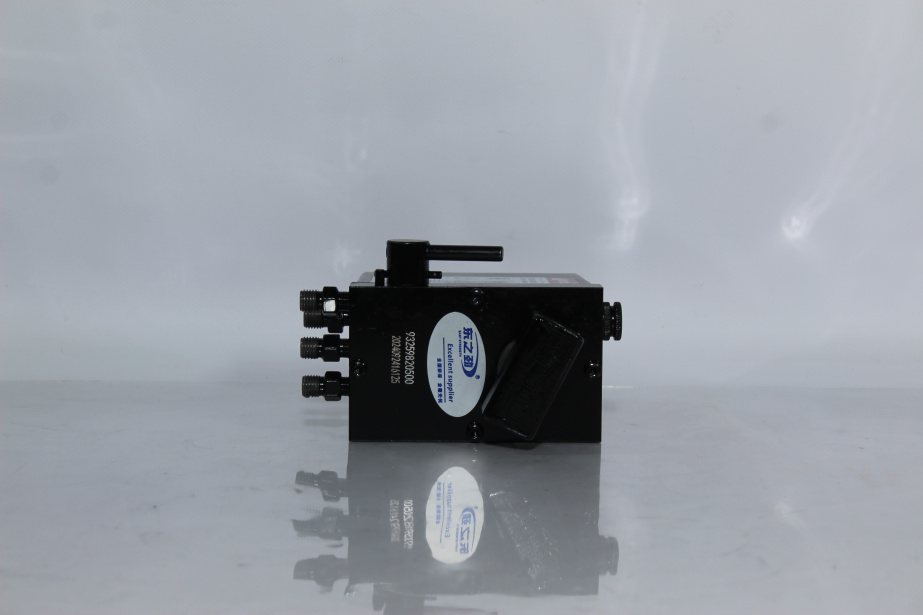 Насос подъема кабины (Медь, 3 выхода) SHAANXI, X3000 для грузовиков *