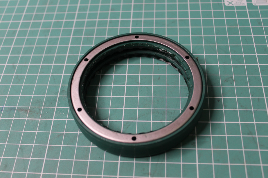 Сальник редуктора (75*95*18) CREATEK, F3000, (CK5742) для грузовиков *