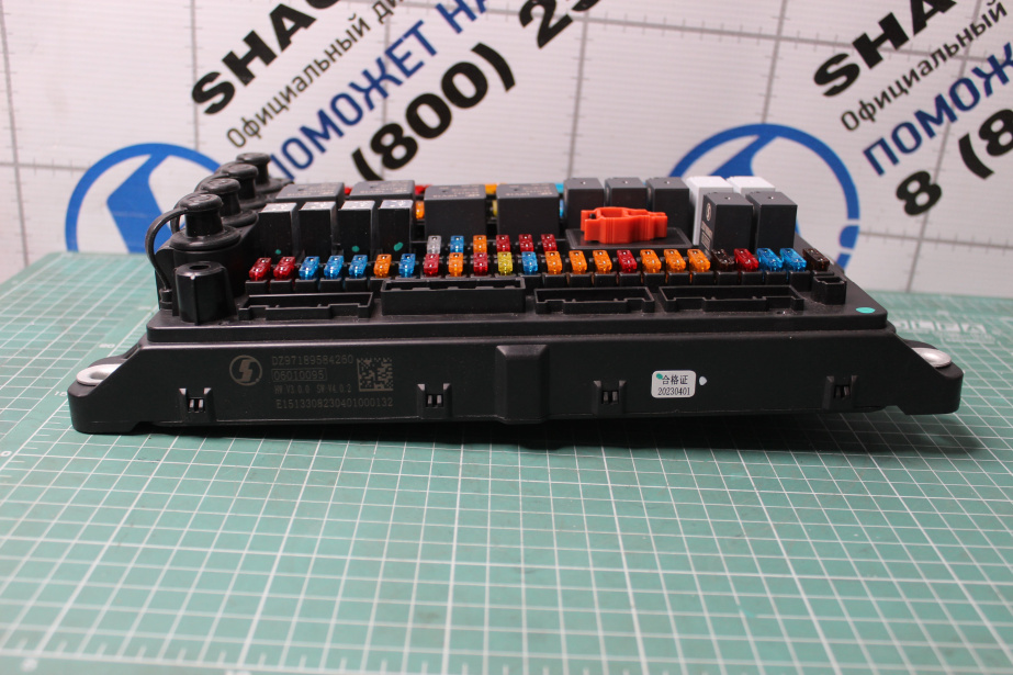 Блок предохранителей SHAANXI, X5000, Тягач для грузовиков *