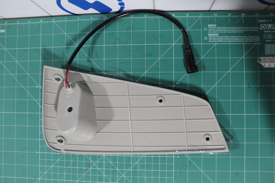 Фонарь солнцезащитного козырька (L, Белый, Пластик) SITRAK, T5G для грузовиков *