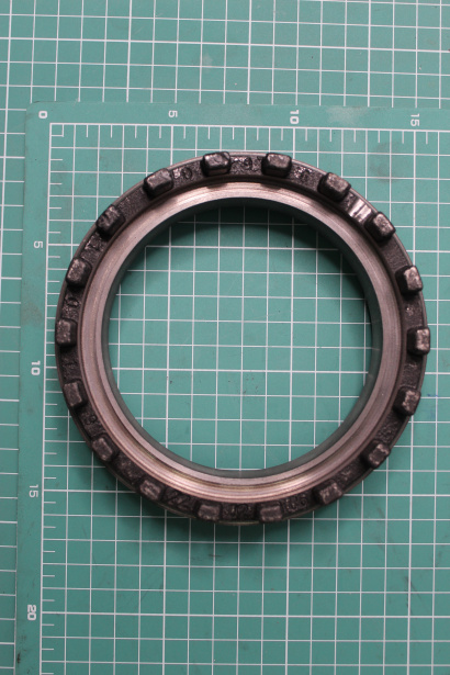 Гайка крышки сальника редуктора среднего моста SHAANXI, X3000, HDZ300, (HD90129321019) для грузовиков *