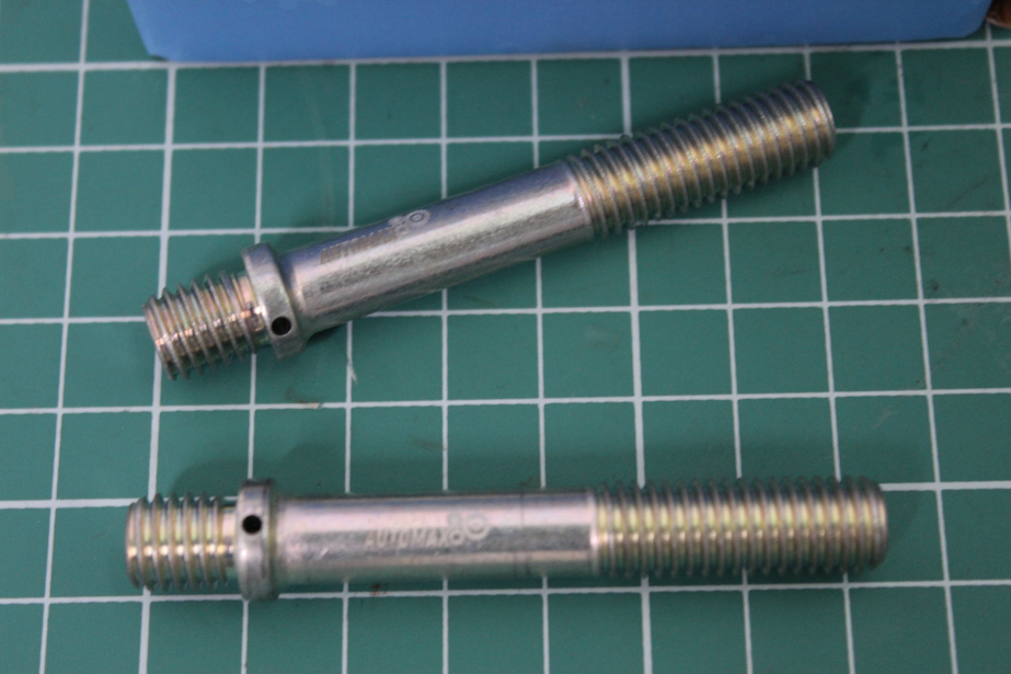 Шпилька направляющая блока цилиндров AUTOMAX, ISM11, (AM1239). для грузовиков *