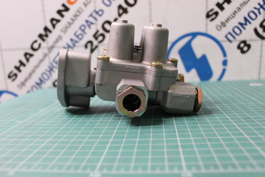 Клапан защитный тормозной системы (4-х контурный) SHAANXI, X3000 для грузовиков *