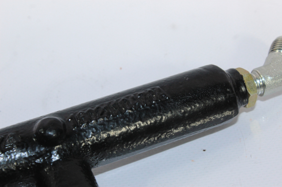 Главный цилиндр сцепления (ГЦС без бочка) FAW, J6 для грузовиков *