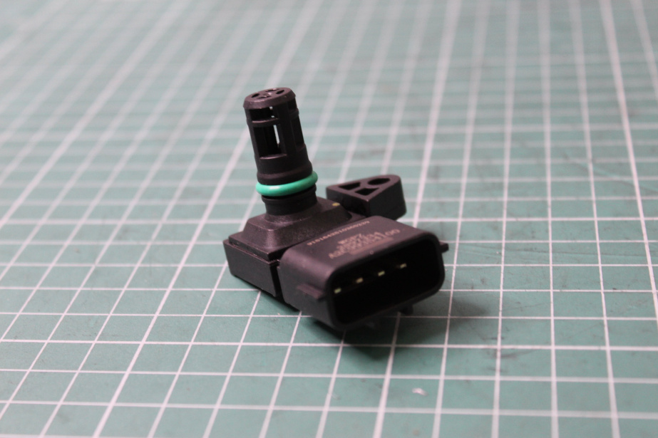 Датчик температуры и давления воздуха (ДМРВ) CUMMINS, ISM11, (4921324, 2872784, 4921325, 2897334) для грузовиков *