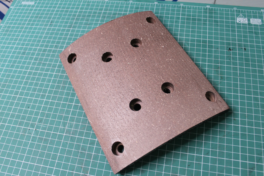 Накладка тормозная (Rear, 8 отверстий) CREATEK, Евро-3, A5, (CK8103) для грузовиков *