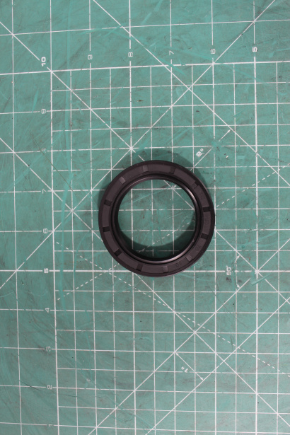 Сальник передней полуоси D70, H10, (50*70*10) SHAANXI, 6X6, X3000, (HD90009410143) для грузовиков *