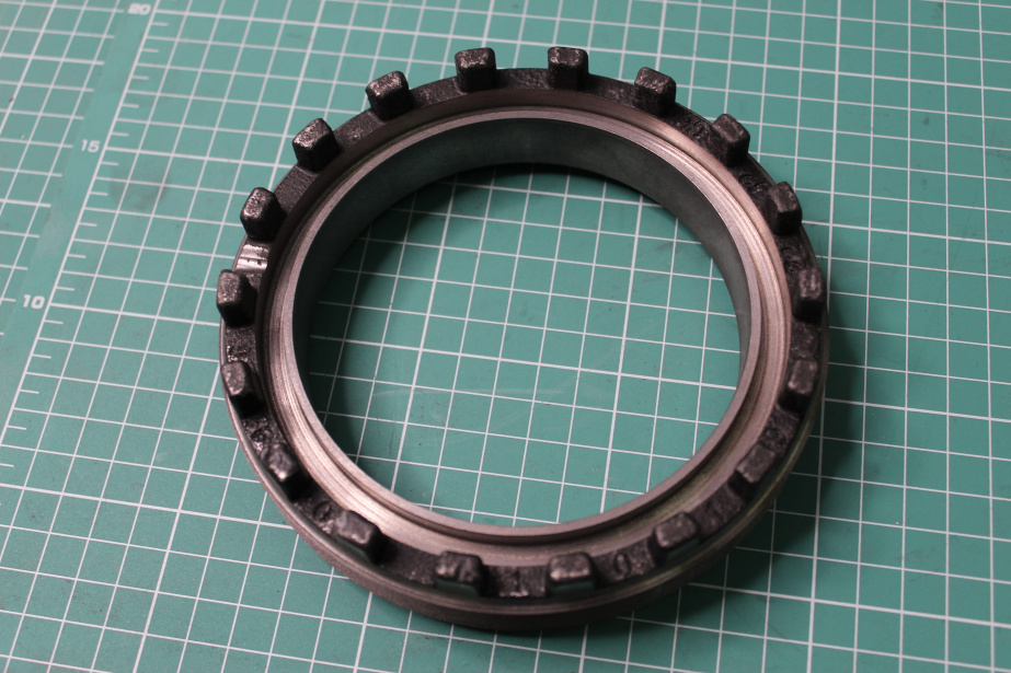 Гайка крышки сальника редуктора среднего моста SHAANXI, X3000, HDZ300, (HD90129321019) для грузовиков *