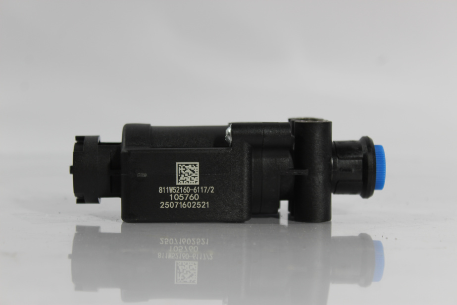 Клапан электромагнитный ABS (овальная фишка, 2 контакта) SITRAK, C7H, T5G для грузовиков *