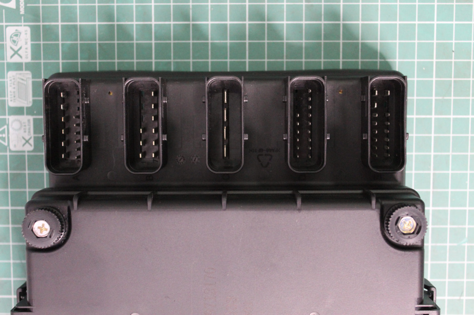 Блок реле и предохранителей SHAANXI, X5000 для грузовиков *