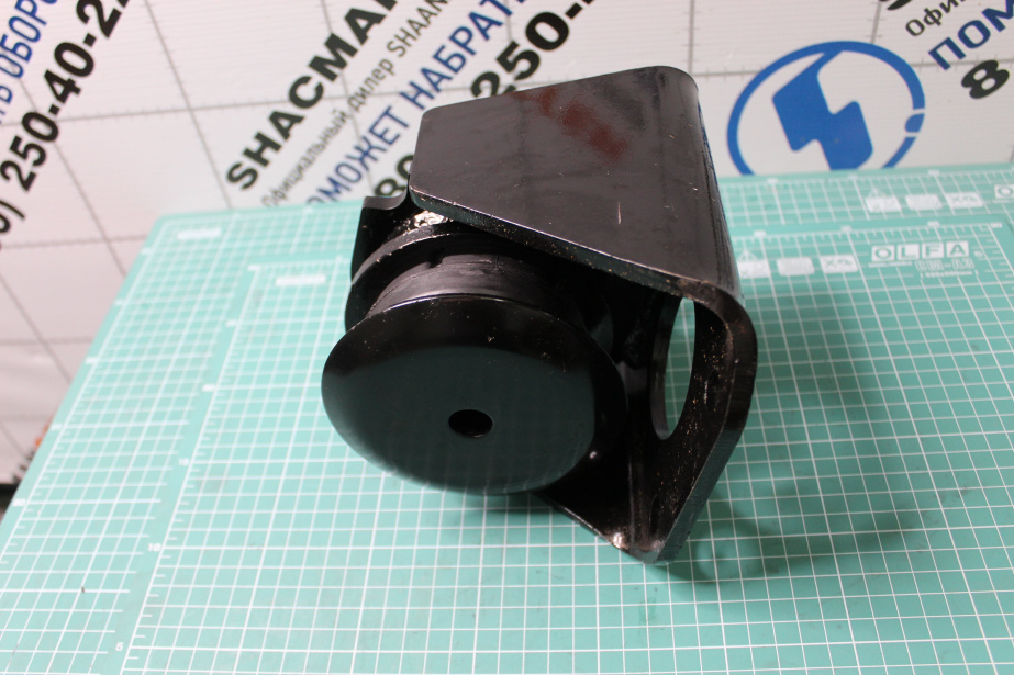 Опора двигателя (RR, Металл) CREATEK, (CK9550, DZ9114598319) для грузовиков *